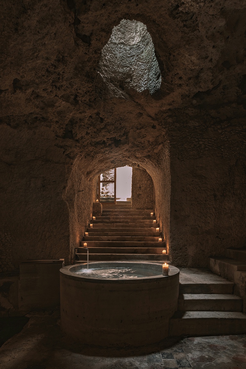 亿伽设计-汤泉设计-墨西哥私汤小院：一场由地下世界所定义的建筑体验