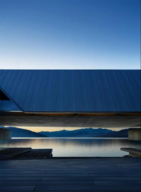 亿伽温泉￨水上之屋:步移景异的建筑画廊