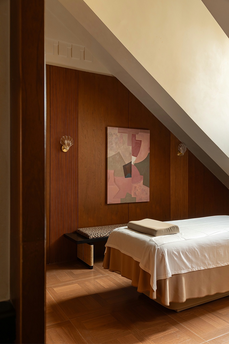 亿伽设计-汤泉设计-SPA 馆：以“老钱风”的温润底蕴为基底设计