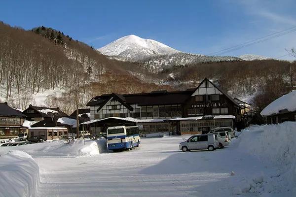 大雪地区的复古温泉Sukayu Onsen首次体验混合沐浴！