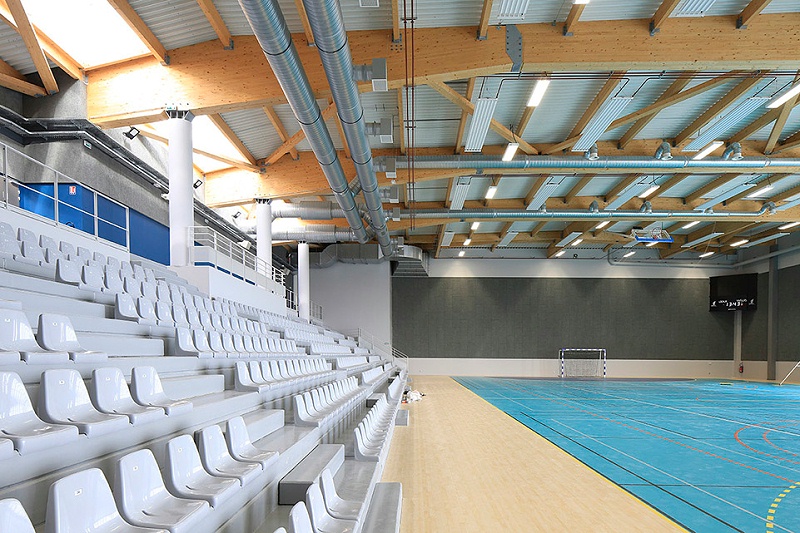 亿伽设计│温泉设计│洗浴设计│具有创新性的游泳中心：多尔中心区的创新性体育运动空间