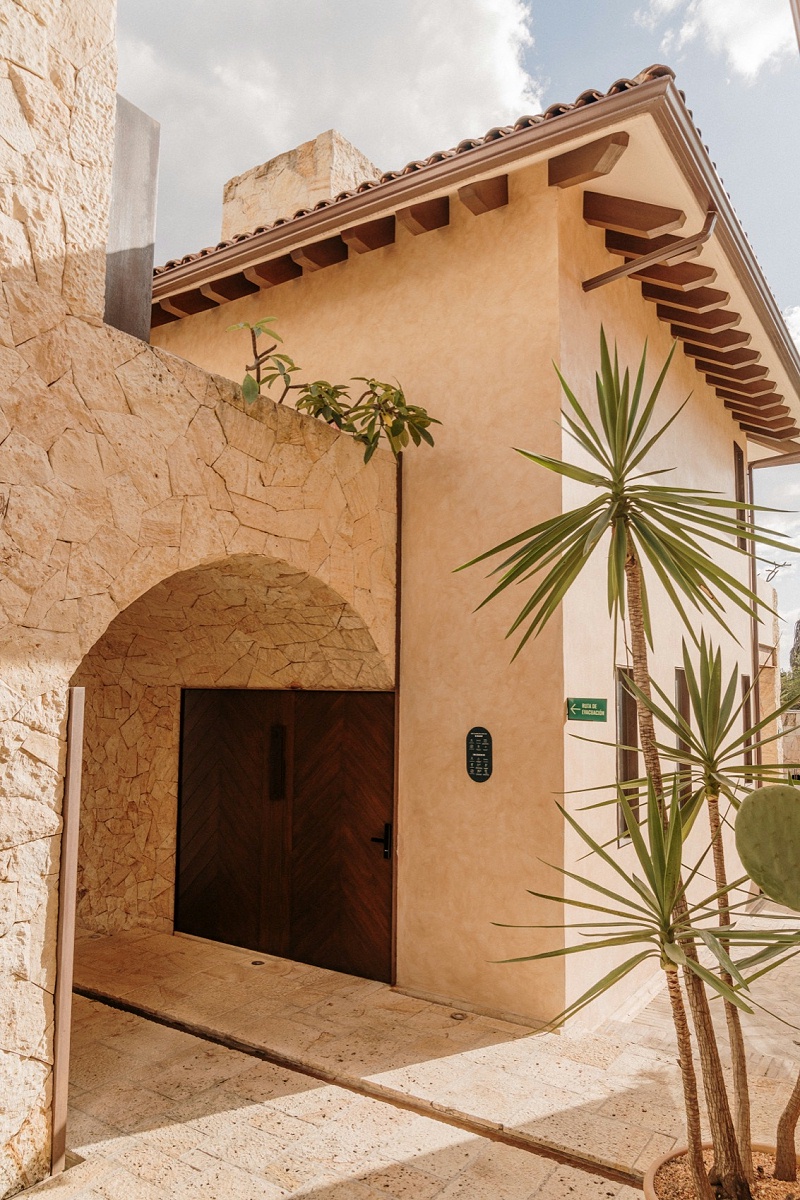 亿伽设计-汤泉设计-CASA SANTO ORIGEN 泳池酒店：一处静谧隐居之所