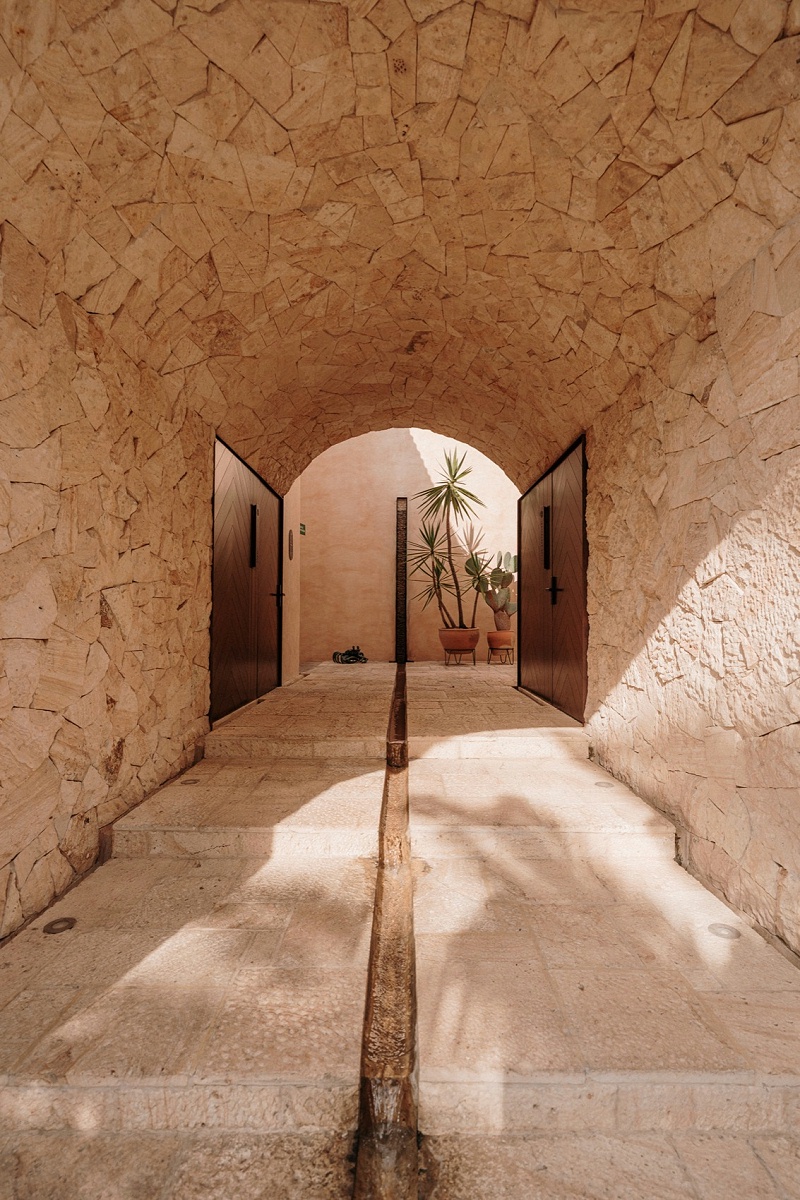 亿伽设计-汤泉设计-CASA SANTO ORIGEN 泳池酒店：一处静谧隐居之所