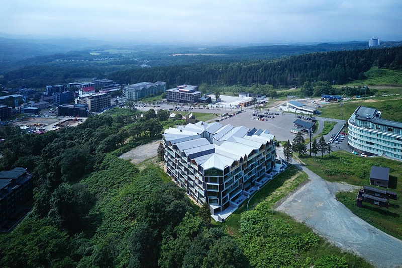 亿伽设计-汤泉设计-MUWA NISEKO酒店：与风景相呼应的公寓式酒店