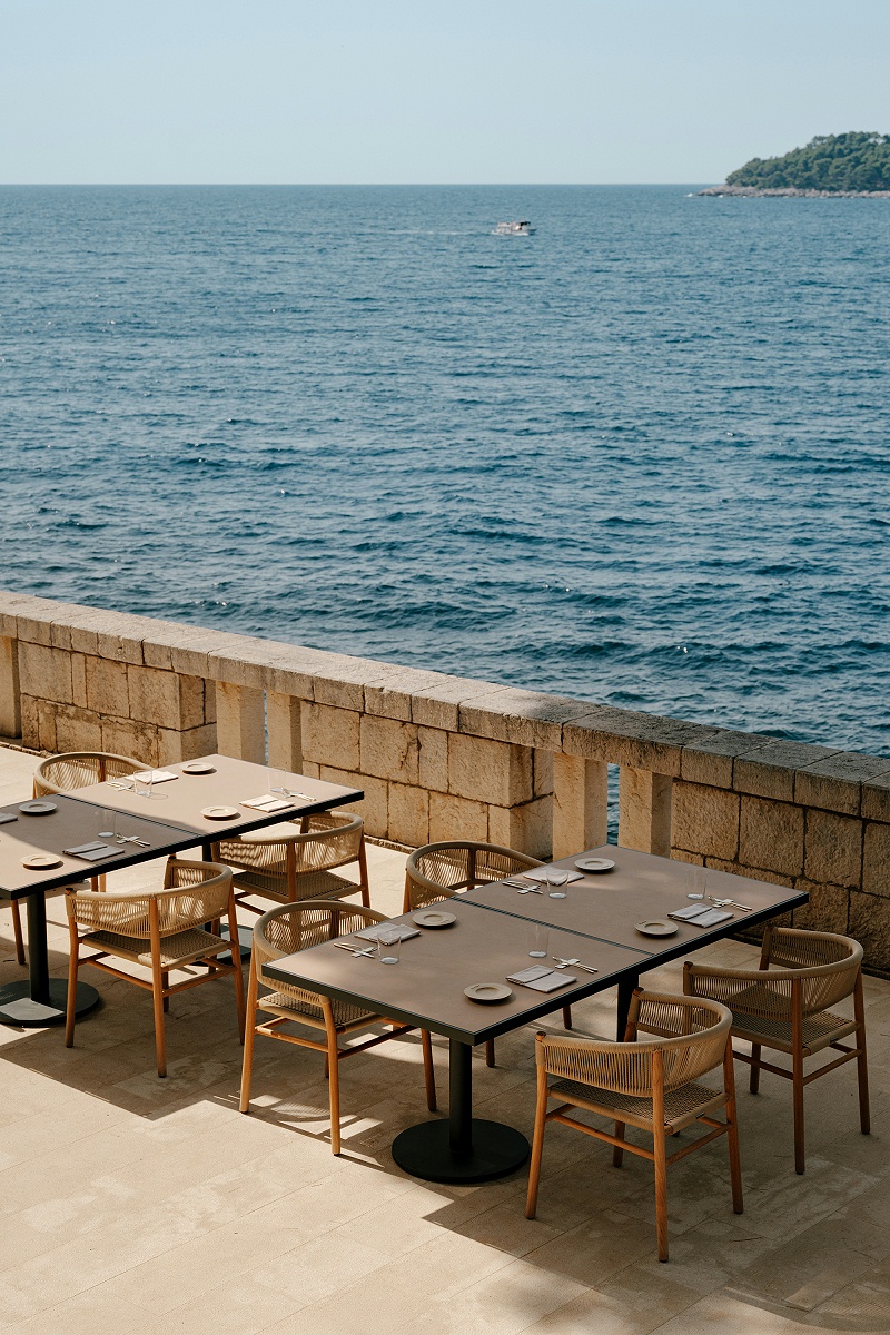 亿伽设计-汤泉设计-Villa Dubrovnik泳池酒店：将历史与当代性关系转化为空间体验