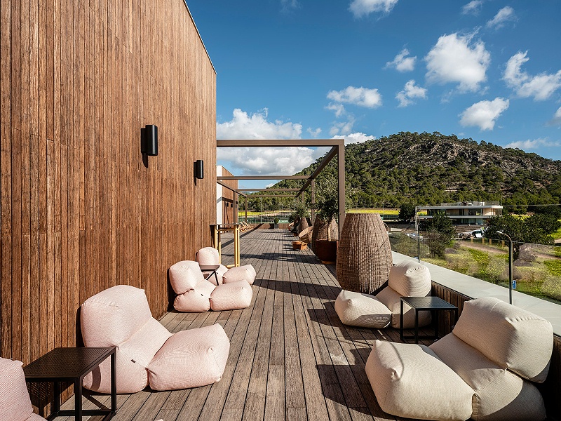 亿伽设计-温泉设计-汤泉设计-Kimpton Mallorca温泉酒店：重新诠释马略卡岛典型的院落