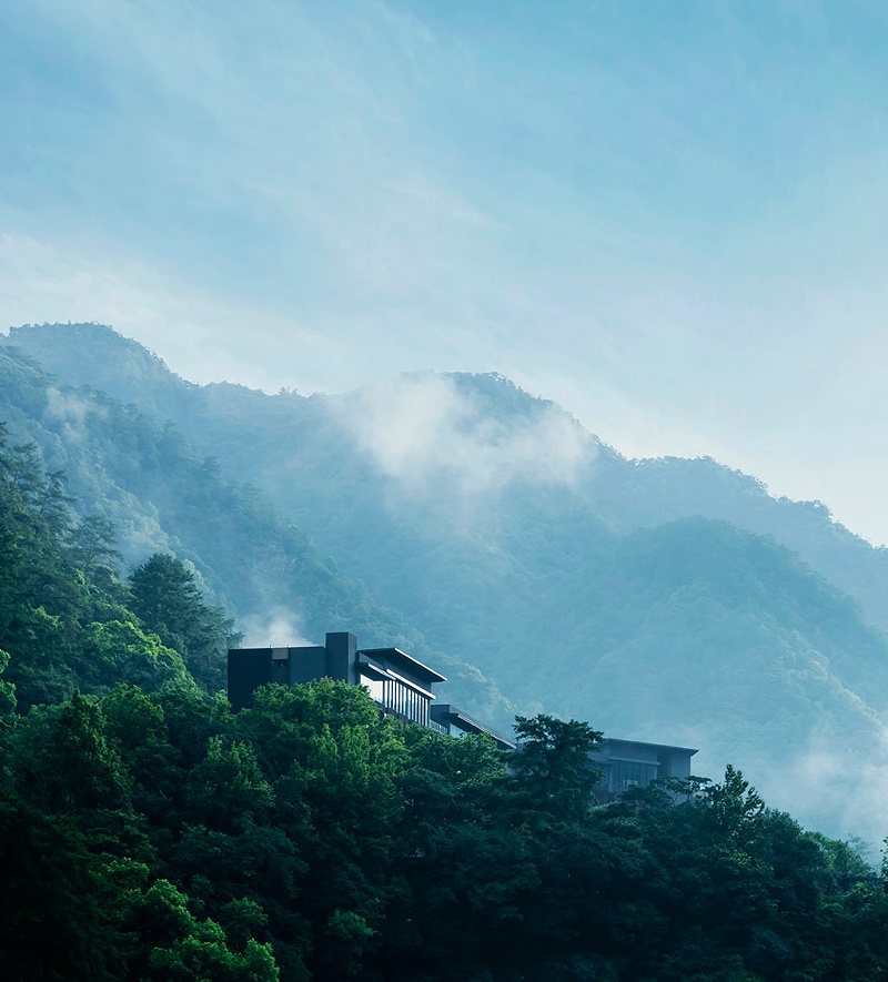 亿伽温泉│梦幻设计：唯美意境与自然景观的结合