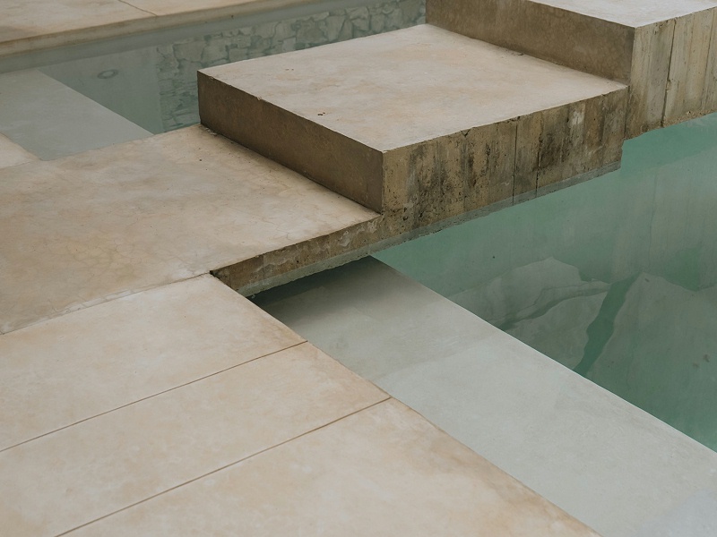 亿伽设计-汤泉设计-Soskil温泉度假屋：以“空”为形的花园度假屋